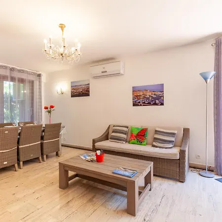 Jolie Maison Proche